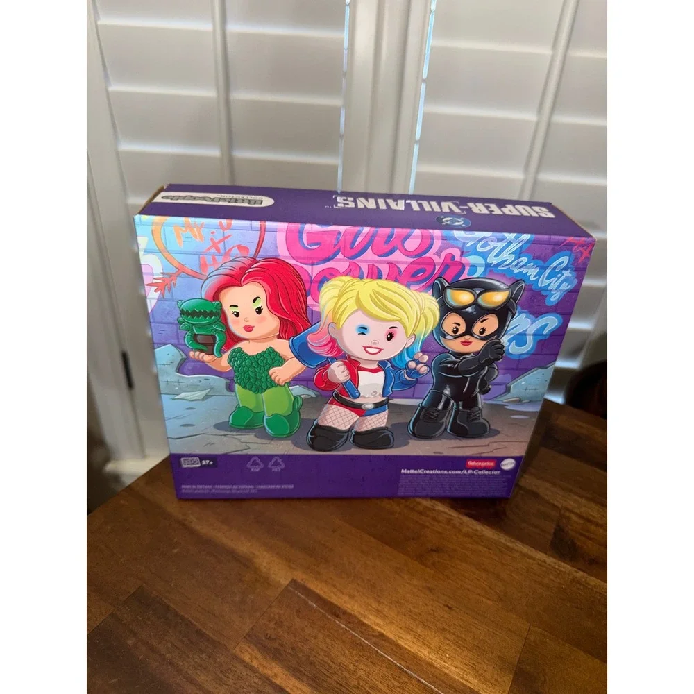 Fisher Price Little People Collector DC Super Villains Harley Quinn Ivy Catwoman